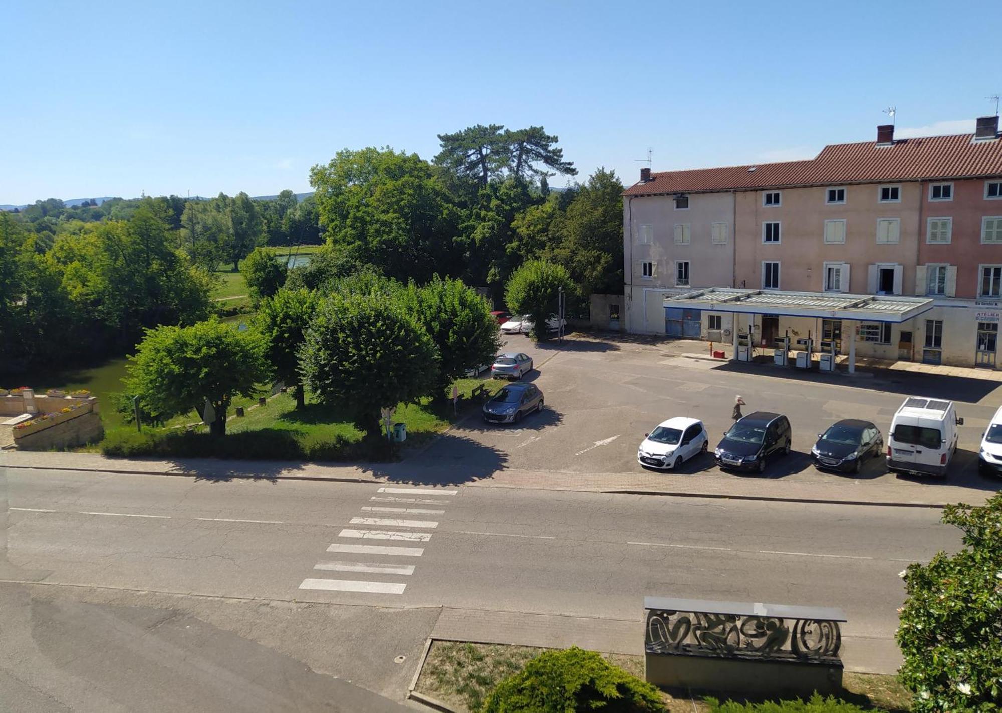 Le Cinoche, Cocon Sous Les Toits Apartment Pont de Vaux Bagian luar foto