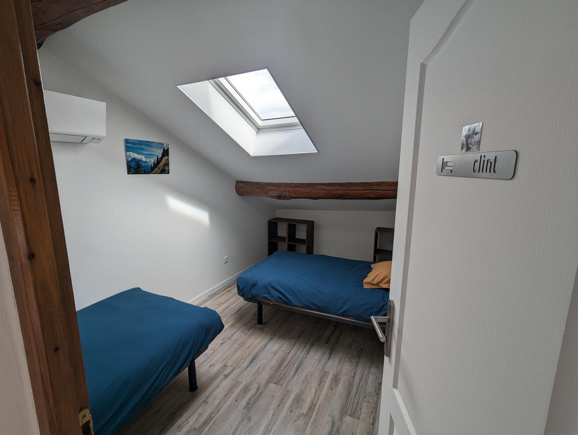 Le Cinoche, Cocon Sous Les Toits Apartment Pont de Vaux Bagian luar foto